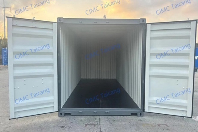 Advantages of Using a 20 GP Container for Dry and Bulk Cargo Transportation